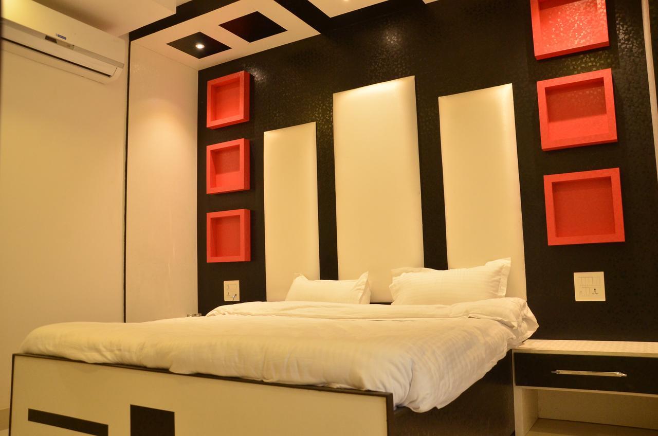 Hotel Bellevue Inn Gangānagar الغرفة الصورة
